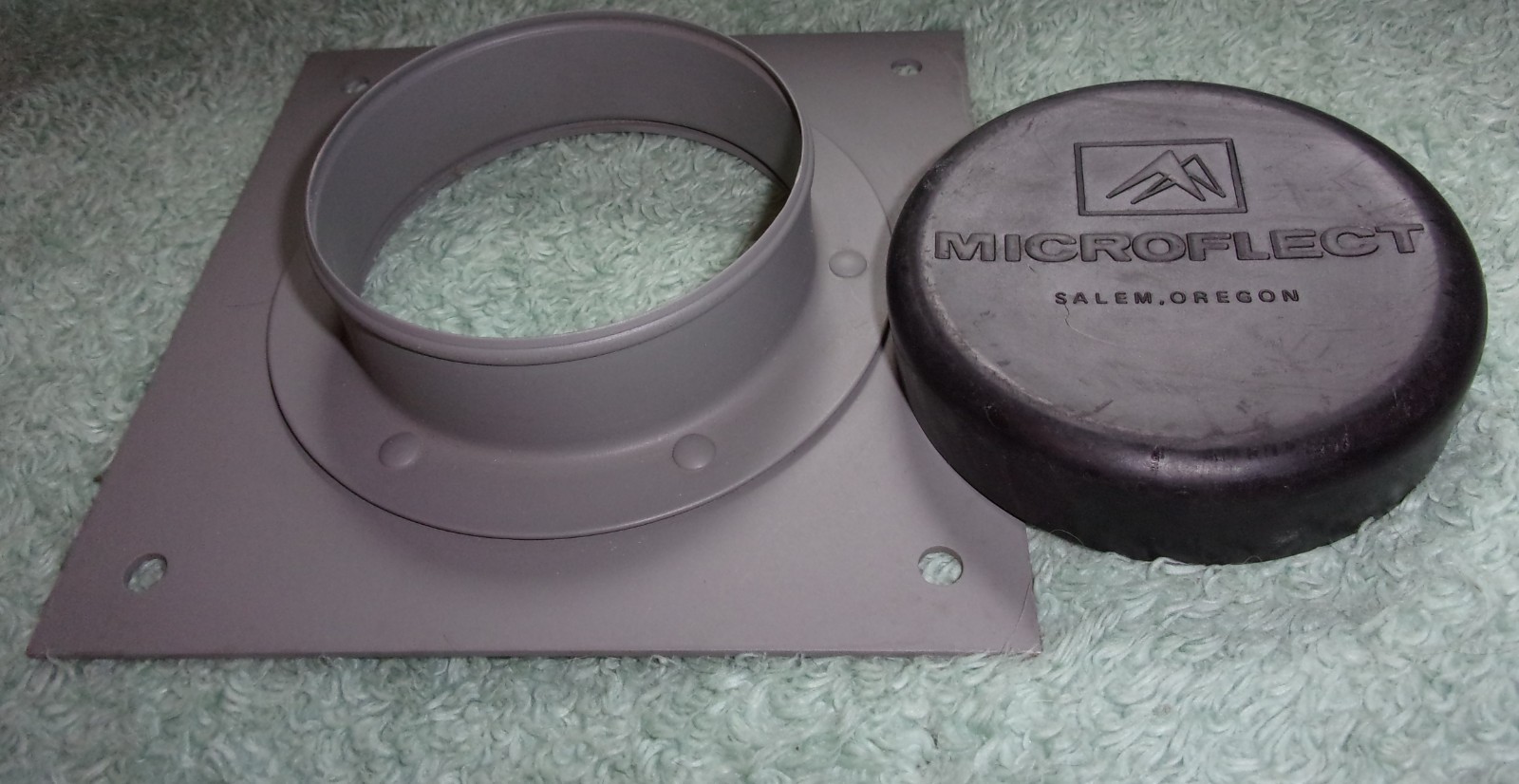 MICROFLECT 4" SINGLE-PORT ENTRY PANEL with mounting screws