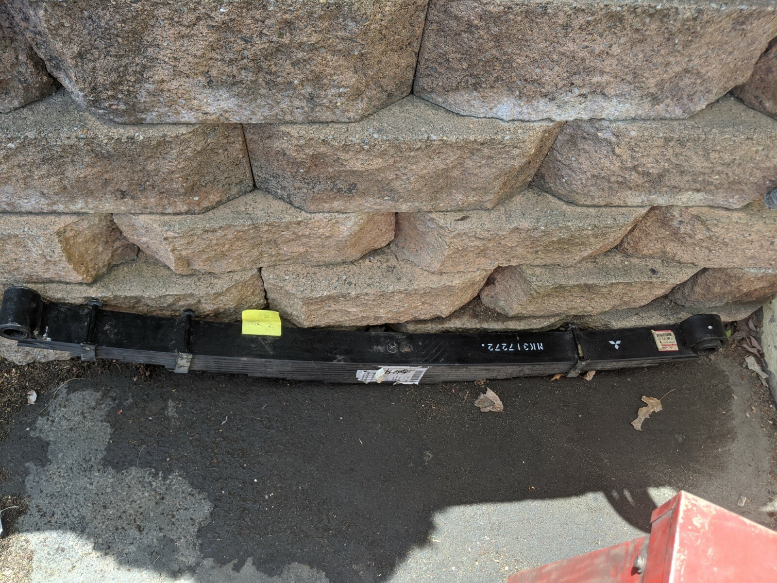 OEM Mitsubishi Fuso Leaf Spring Part number MK317272
