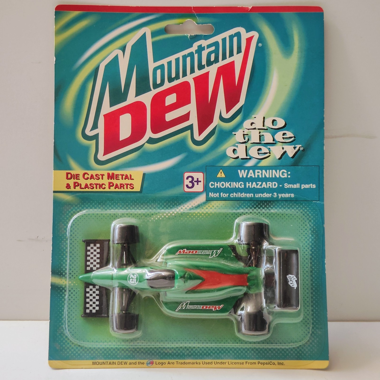 MOUNTAIN DEW FORMULA 1 RACER F1 DIE CAST PLASTIC NOS GOLDEN WHEEL SPECIAL EDTN.