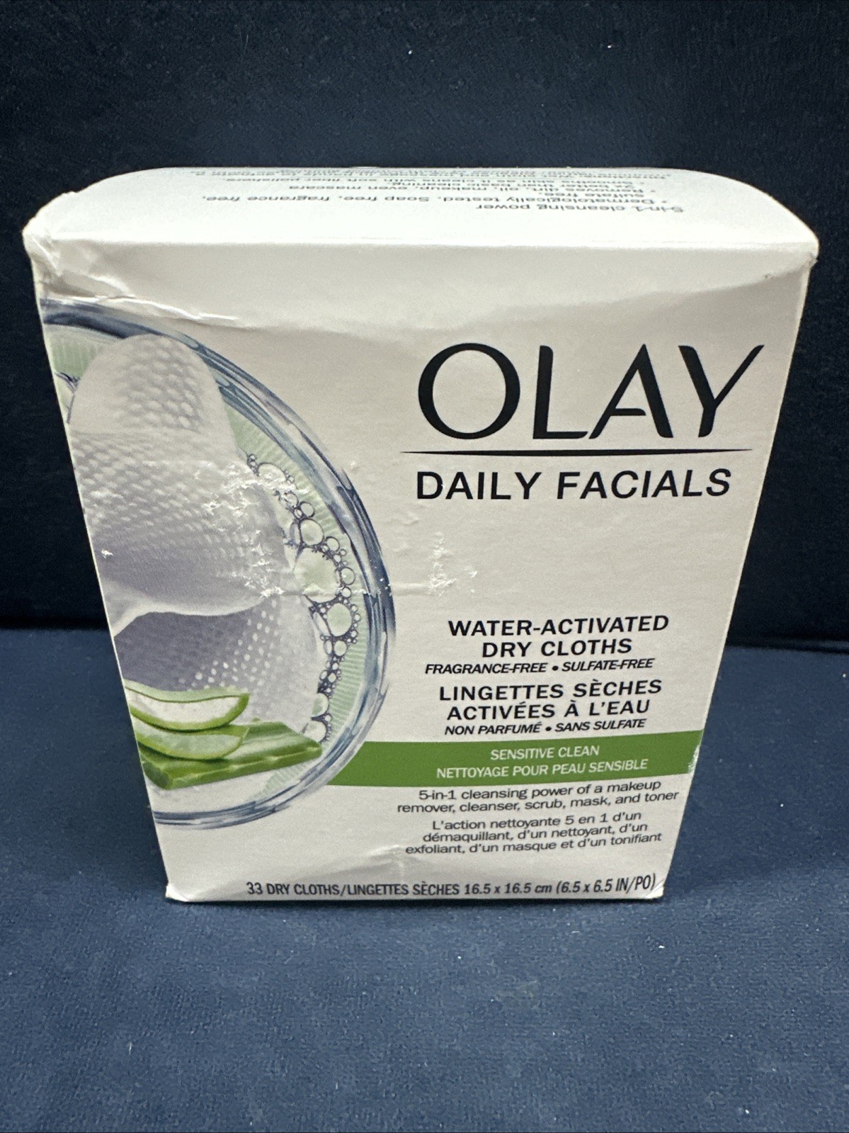 OLAY Daily Gentle Clean 5-in-1 Water Activated Cloths, 33 Count