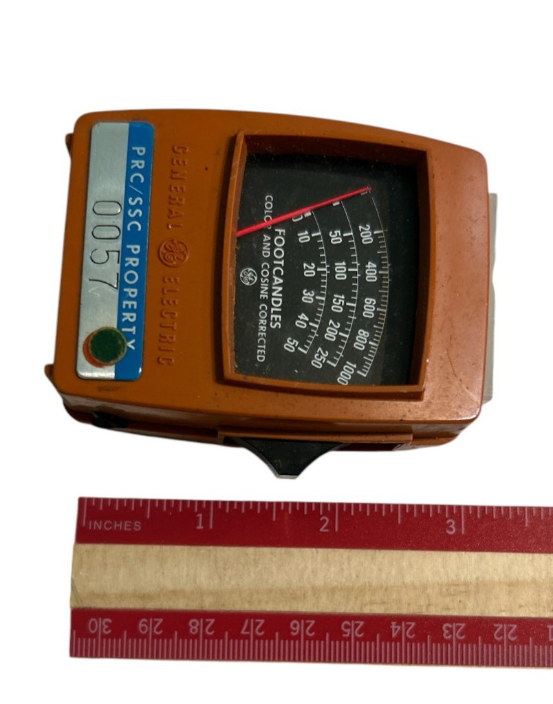 1960S-80S NASA SPACE PROGRAM GE LIGHT METER TYPE 214 FOOTCANDLES B