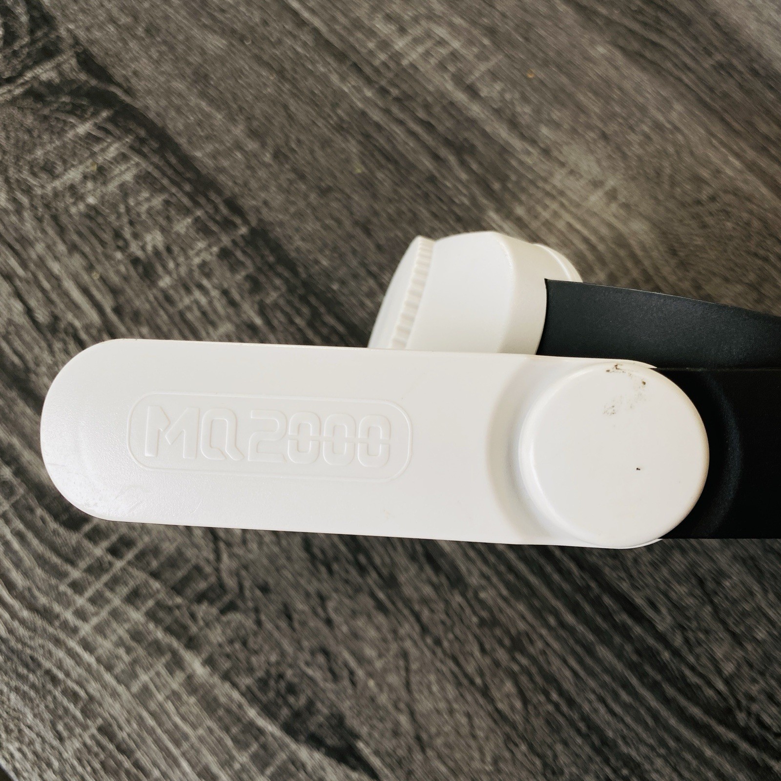 Meta Quest MQ2000 Headstrap W 2 USB C Ports
