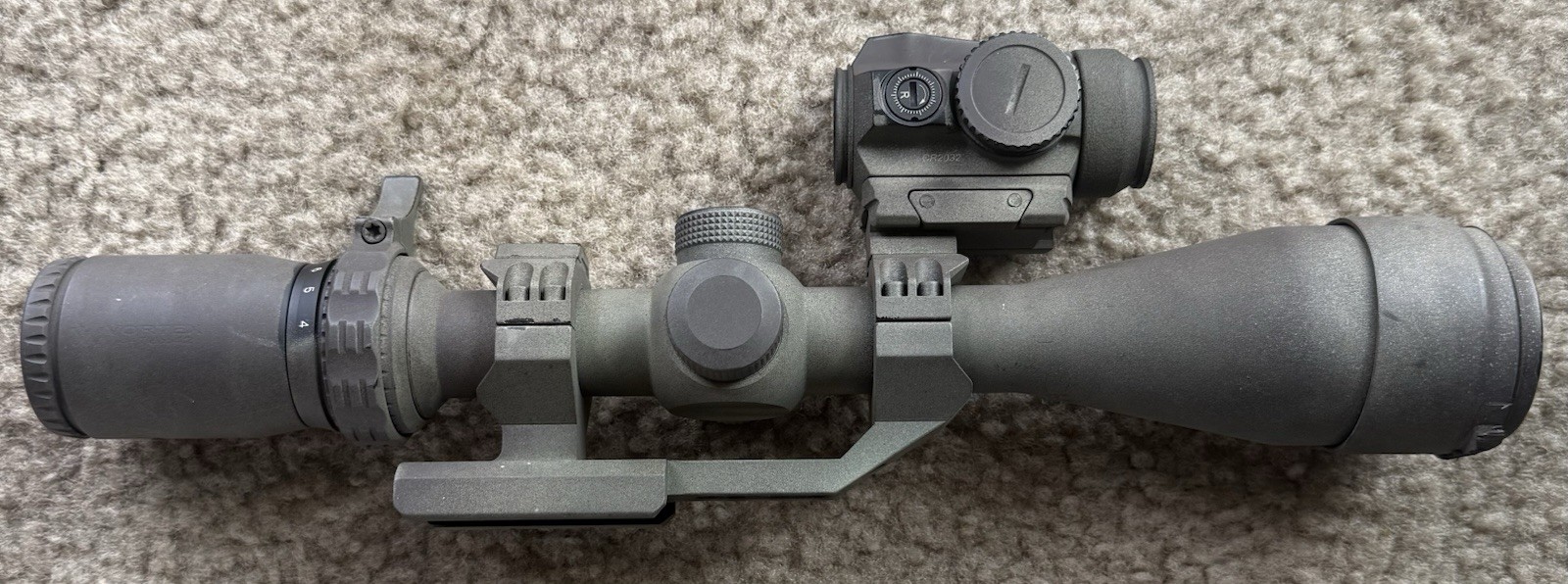 USED Vortex Diamondback HP 4-16x42mm & Piggyback Vortex Sparc Solar Optic Combo