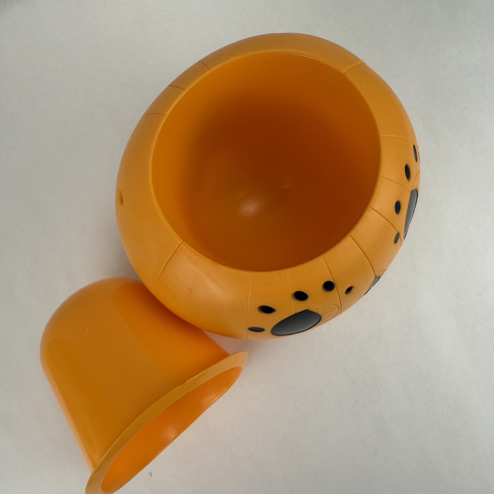 Hallmark Pumpkin Talking Spinning Candy Dish Motion Activated 7" D Battery Opp