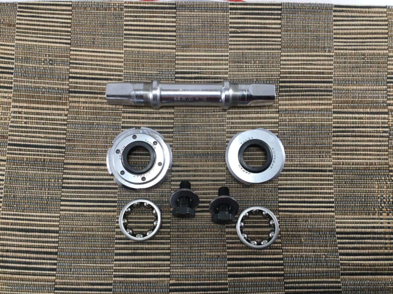SHIMANO 68-W-116 CRMO TANGE BOTTOM BRACKET SET JE ...