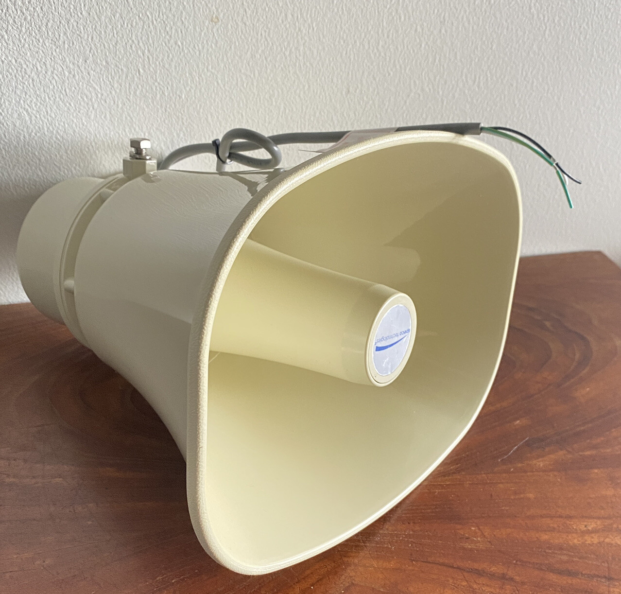 SPECO PA Trumpet Horn With 25V/70V Line Transformer Weatherproof 8 x 11 SPC-30RT