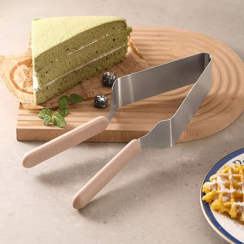 cake cutter