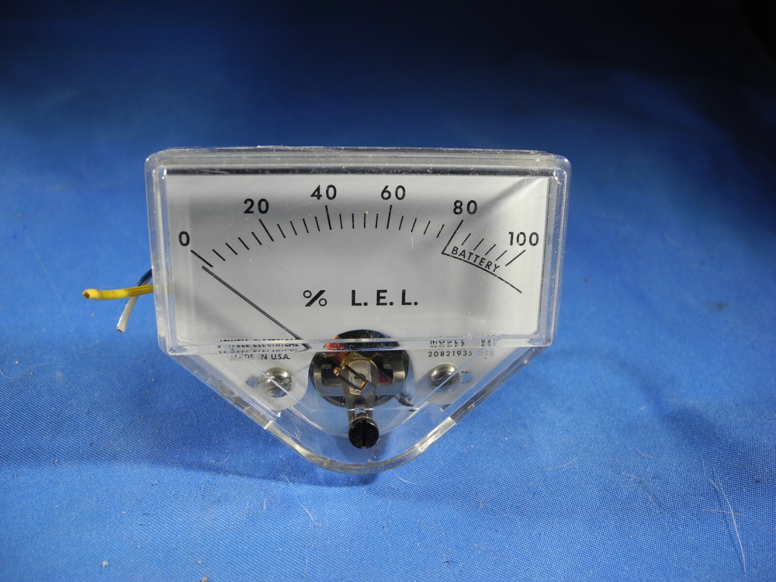 L.E.L. 82T mR/h Jewel Electric Geiger Counter Analog Dial 0-100