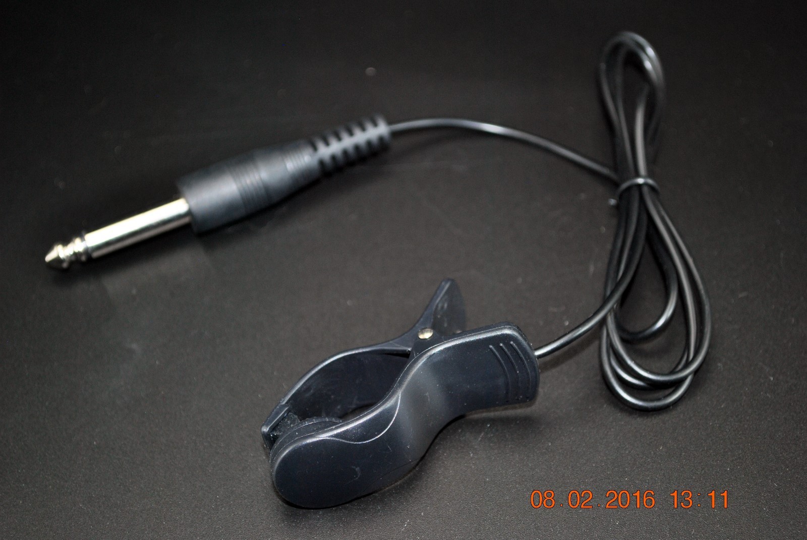 Pick up cable for tuning or recording guitars violins mandolin