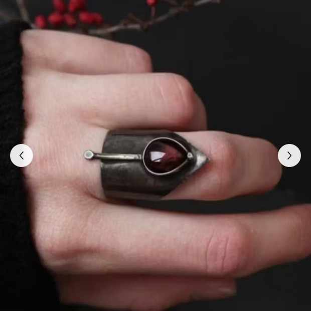 VINTAGE LOOKING GOTHIC WITCH TEARDROP FAUX RED STONE BLACK SIZE 7 TAPERED DESIGN