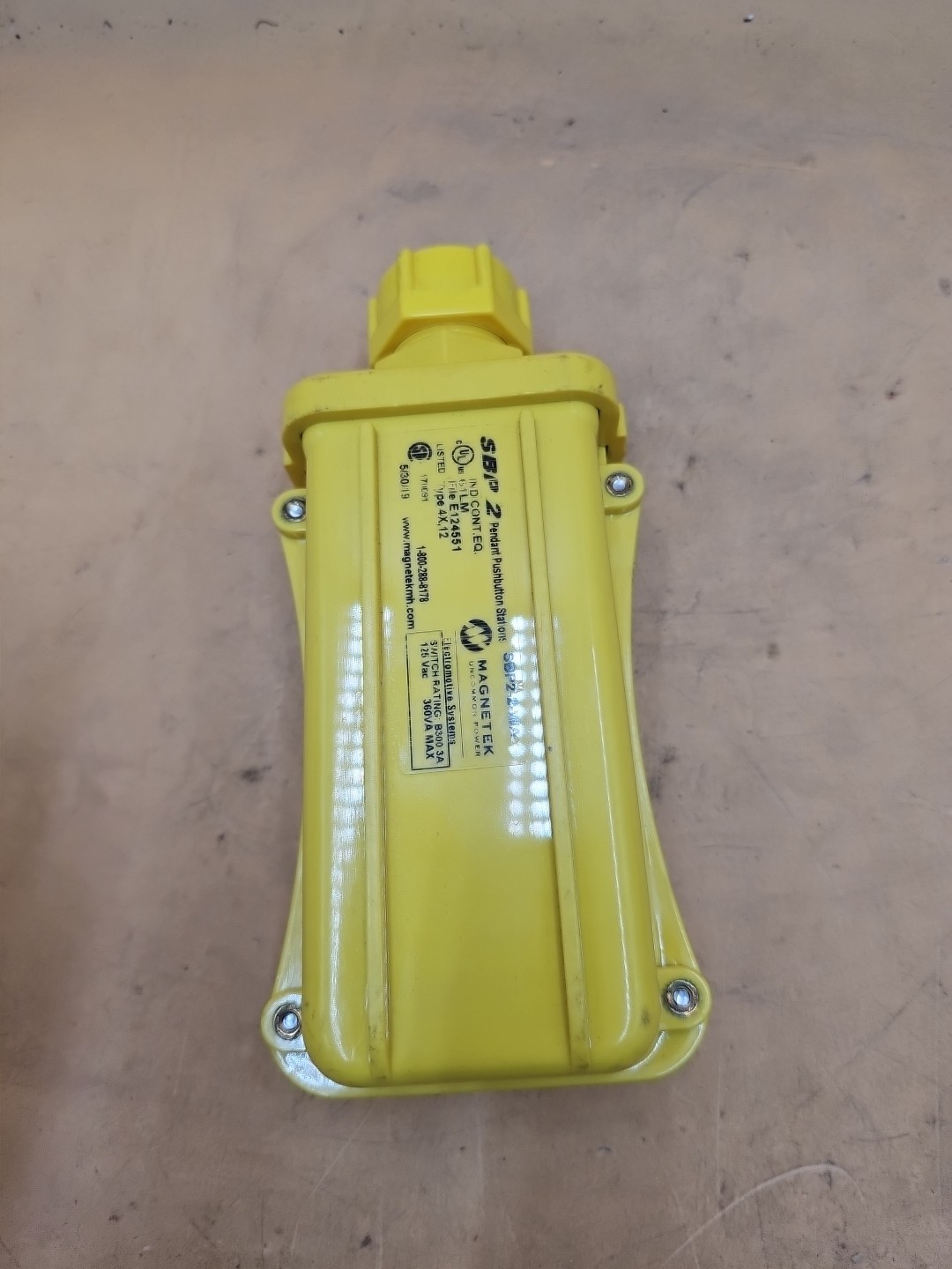 Magnetek SBP2-2-WA 2 Button Pendant Pushbutton Station