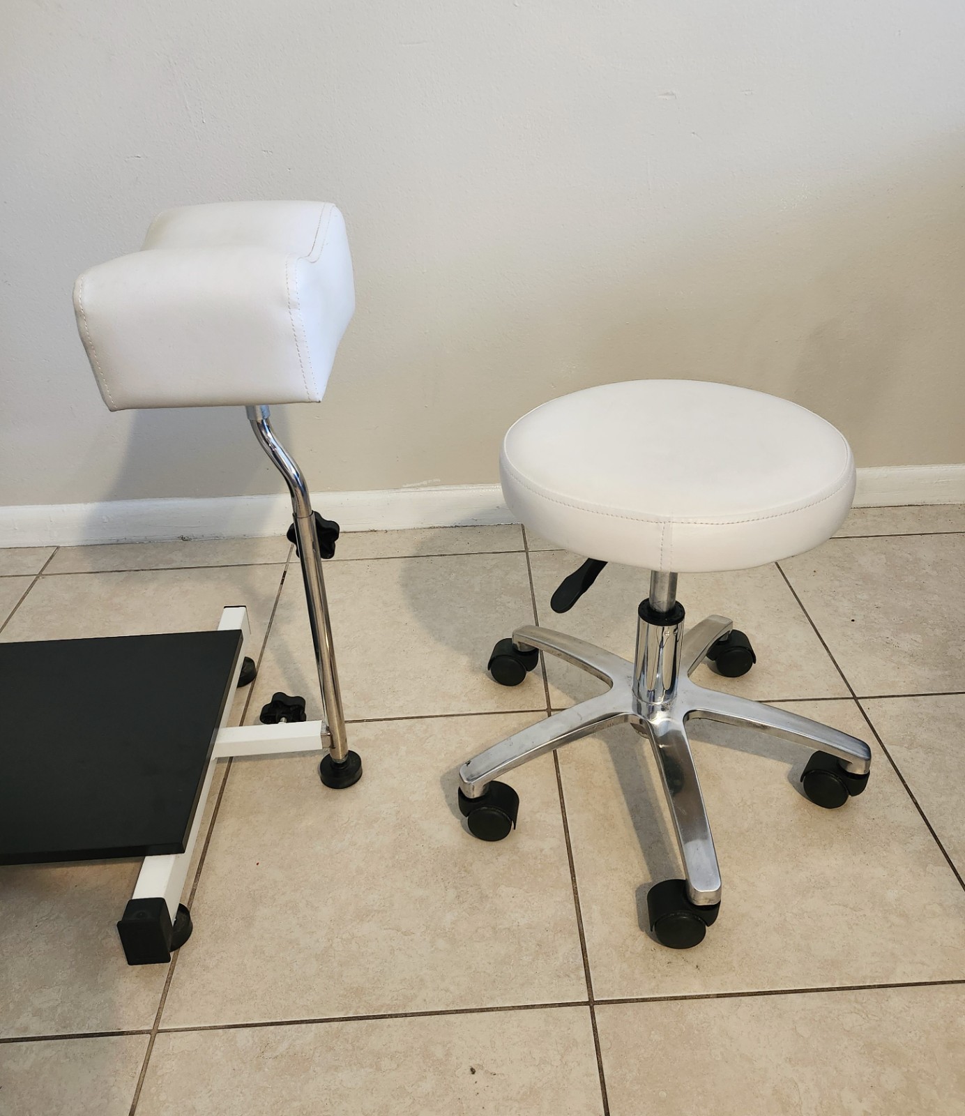 Professional Pedicure Chair – Excellent Condition