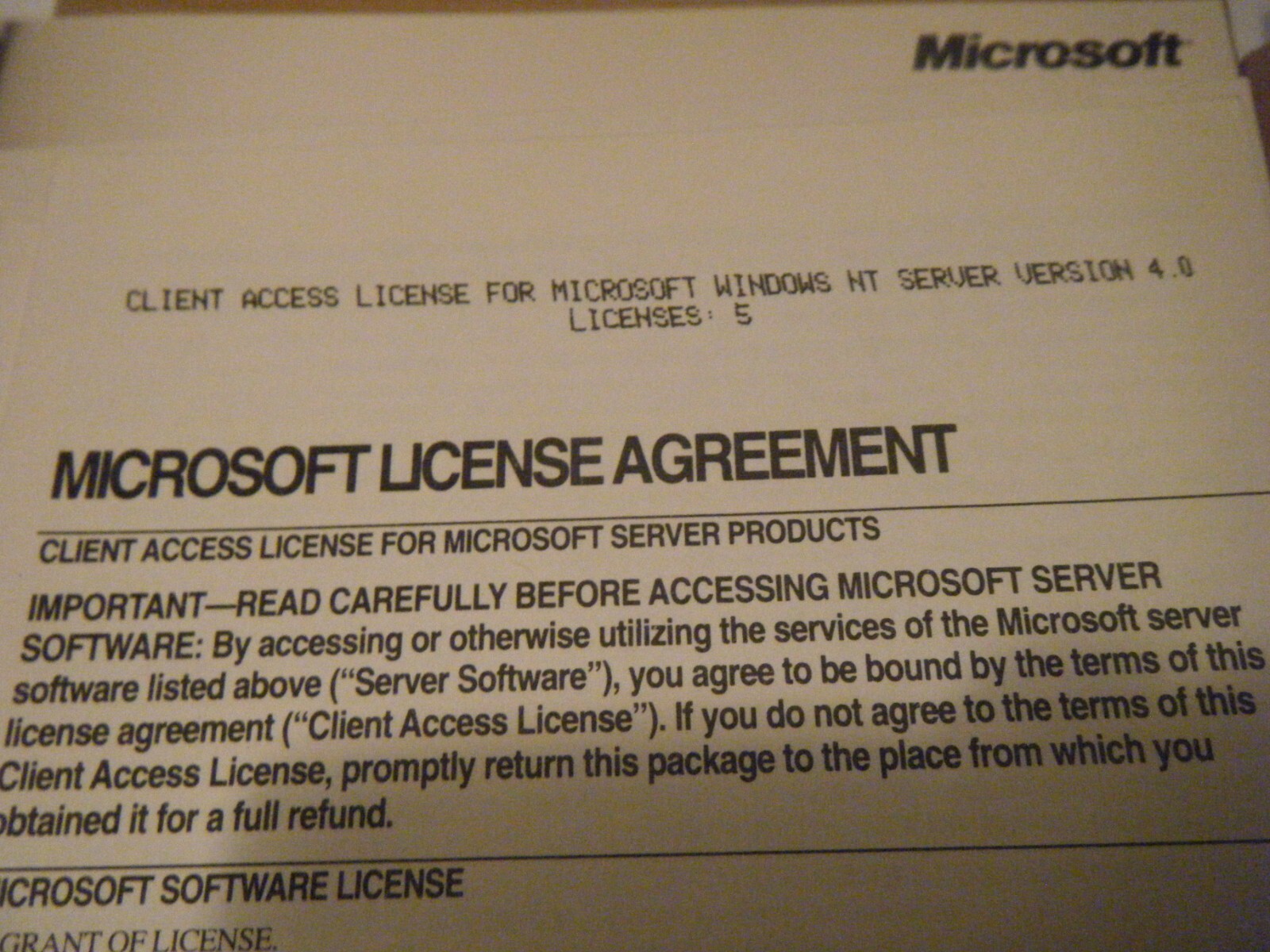 Microsoft Windows NT Server. New Condition with CD Key, Documentation. 5 client