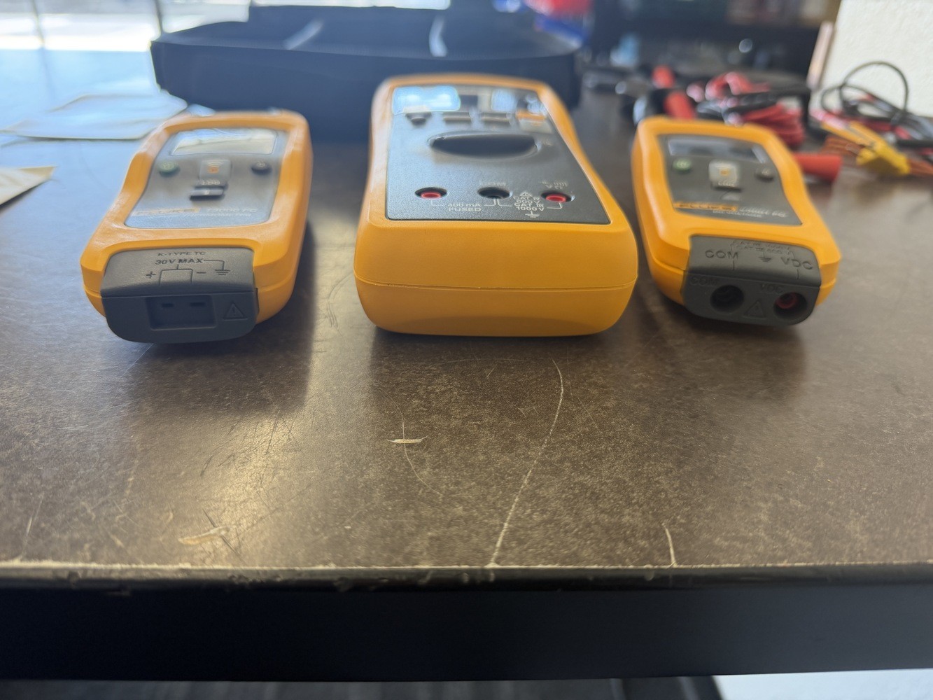 Fluke FC Kit Multimeter, Wireless DC Voltage Module, & Thermometer