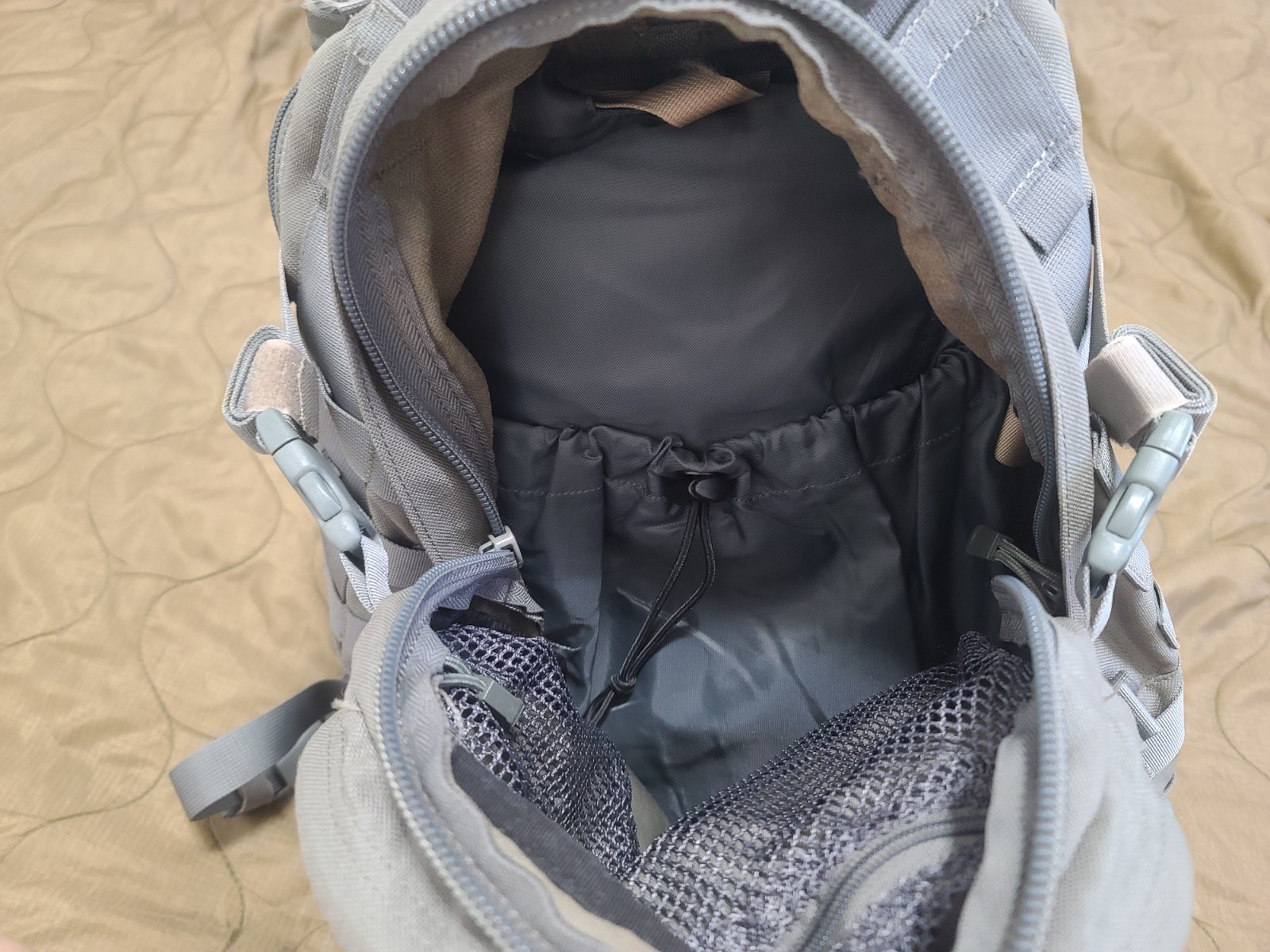 Camelbak Maximum Gear Motherlode Hydration Backpack Foliage Green With Bladder