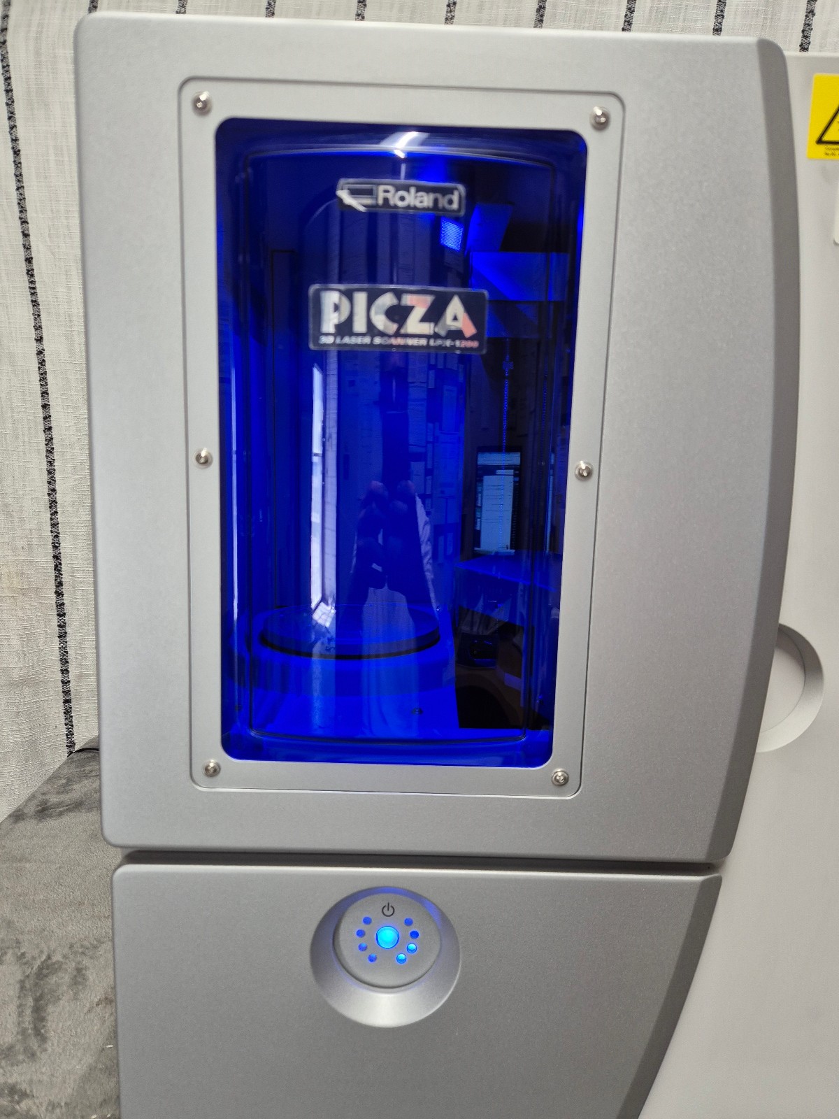 ROLAND LPX-1200 PICZA 3D Laser Scanner