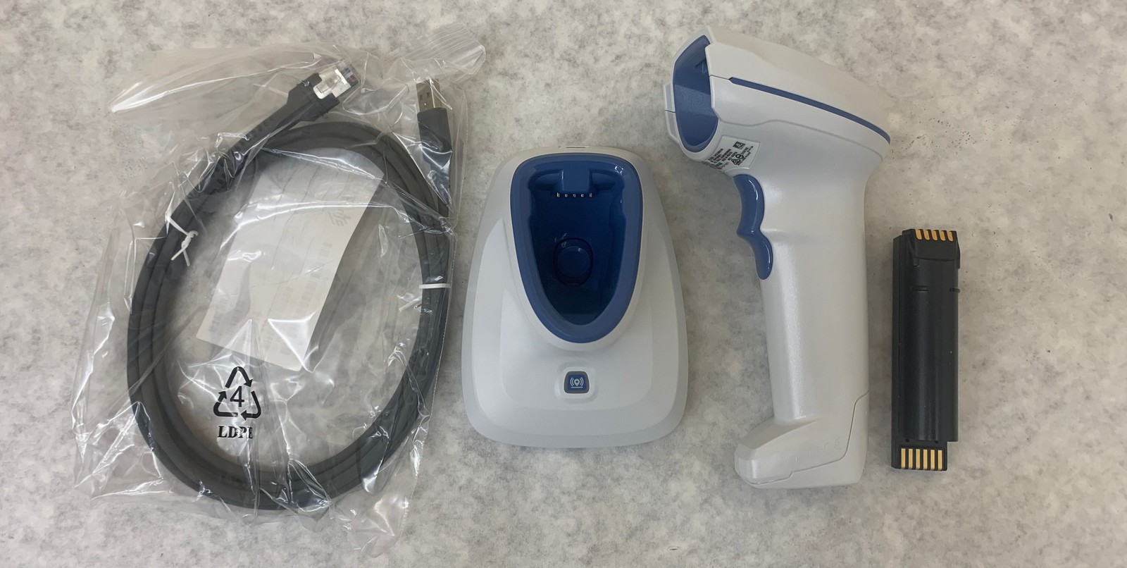Zebra DS8178-HCMF00BVMWW Cordless Healthcare Barcode Scanner w/ CR8178-PC Cradle