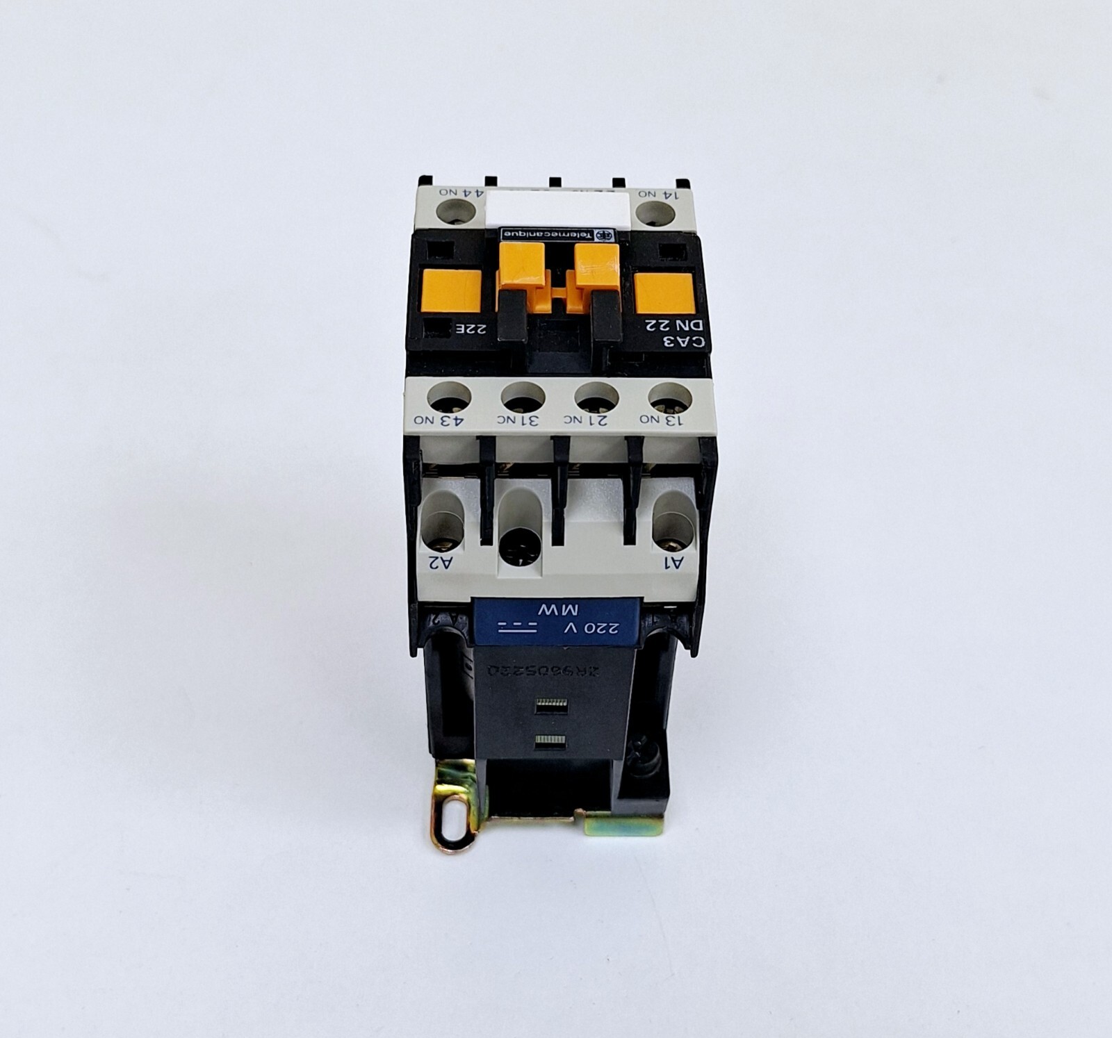 Telemecanique CA3DN22 / 220V DC Control Relay