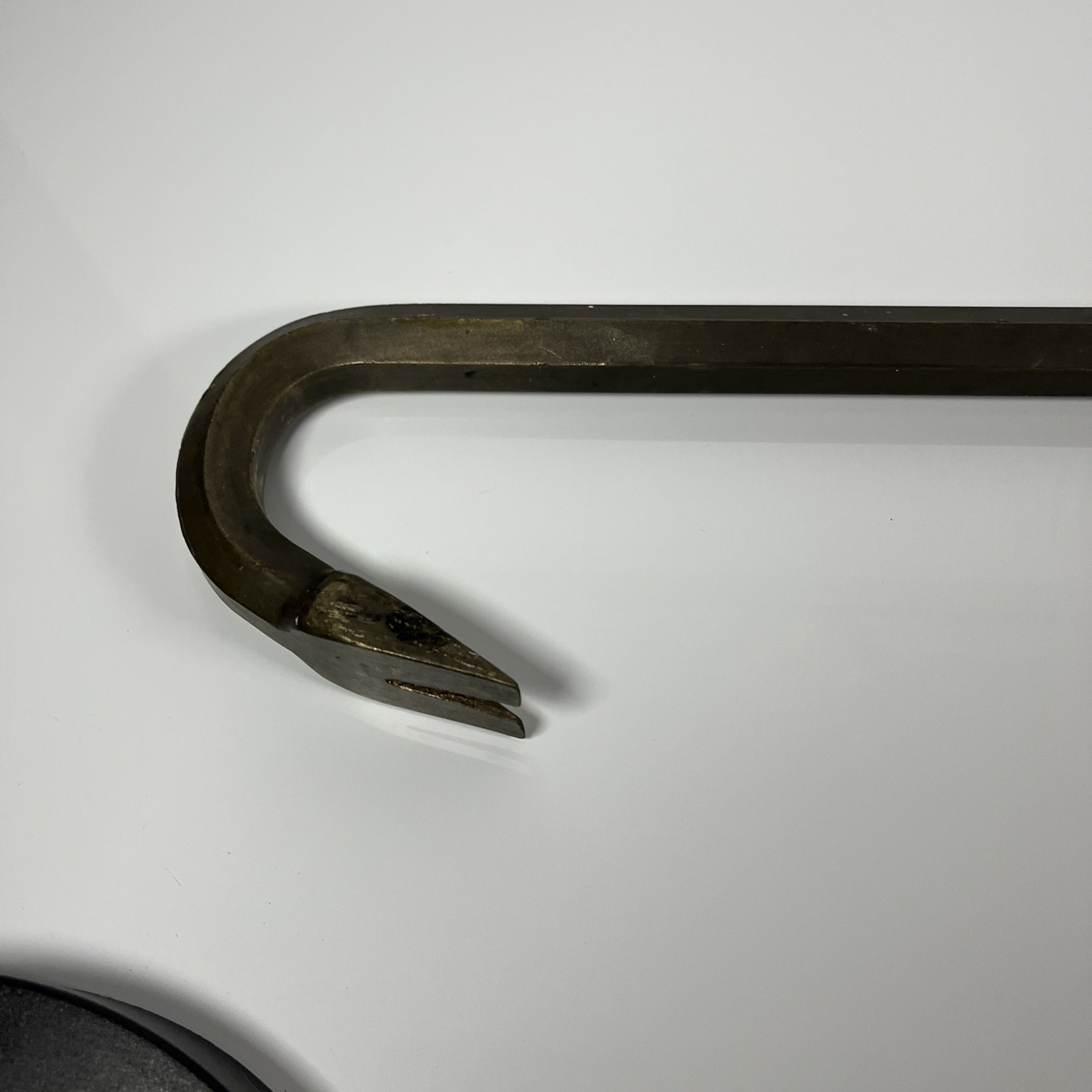 Ampco Safety Tools W-30 Crow Bar 24"