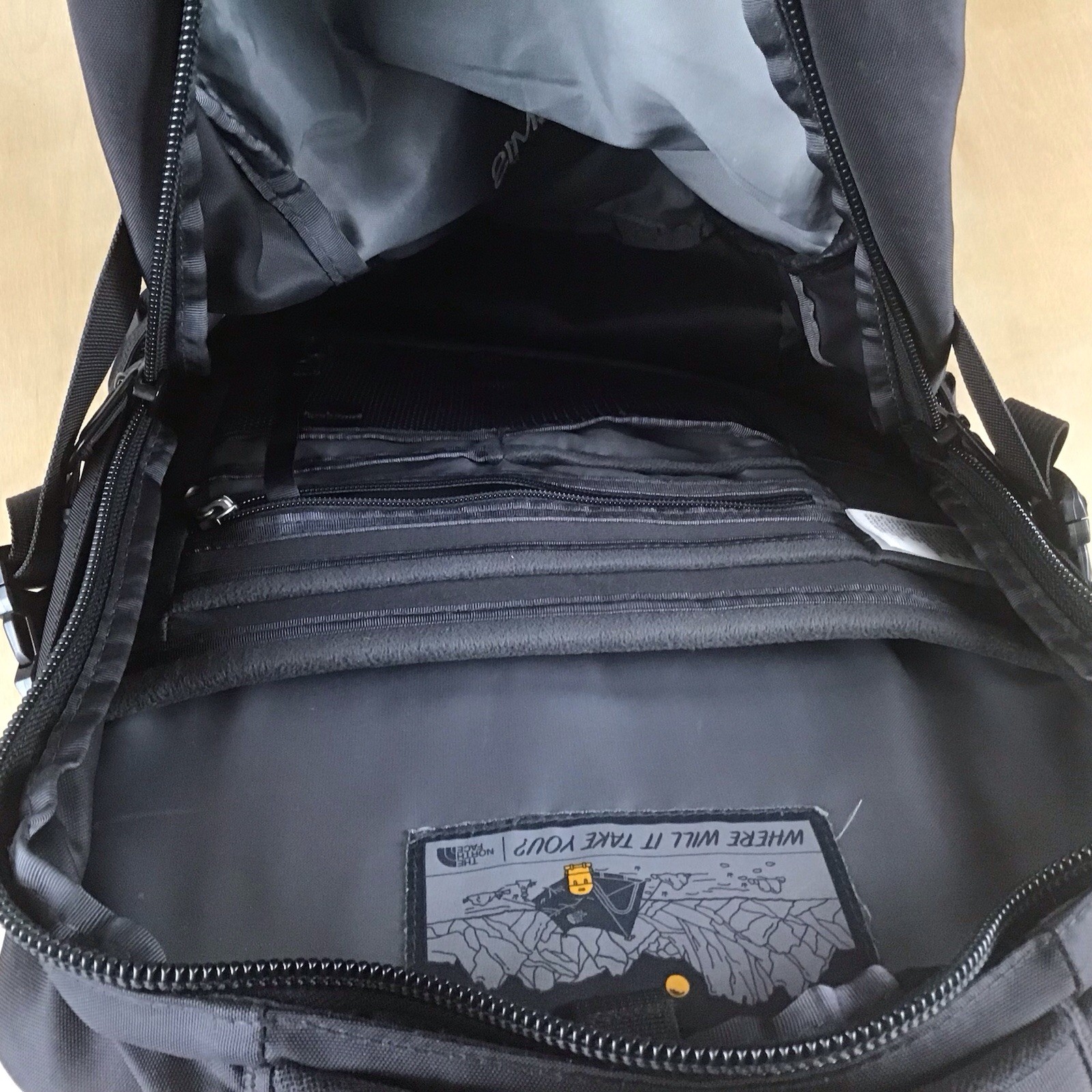 The North Face Fall Line Hiking Backpack Black Primis Bank
