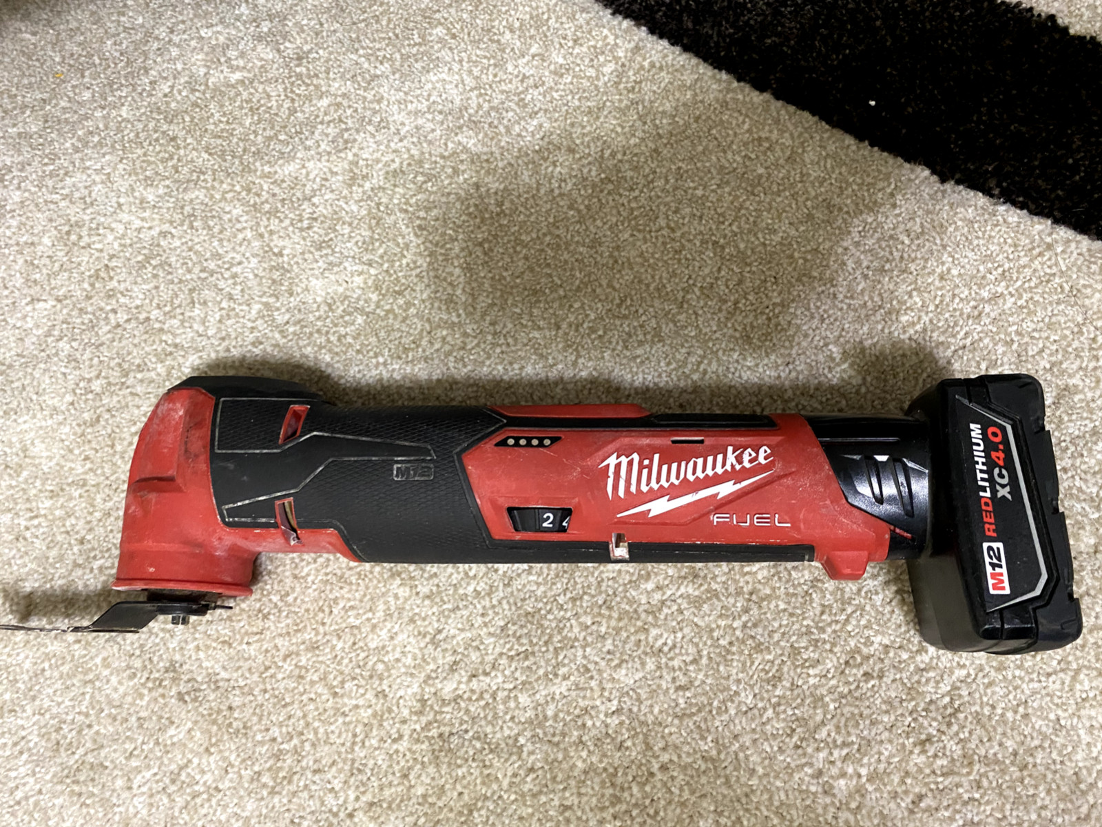 Milwaukee M18 18V Cordless Multi Tool ( M12 RED LITHIUM XC 4.0 BATTERY INCLUDED)