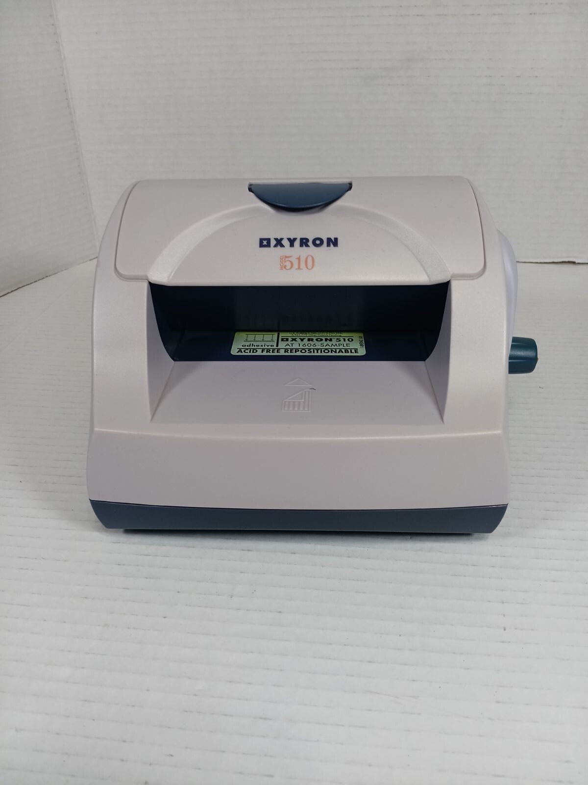 Zyron 510 Laminator, Sticker, Label Maker w 2 NewbCartridge Replacements