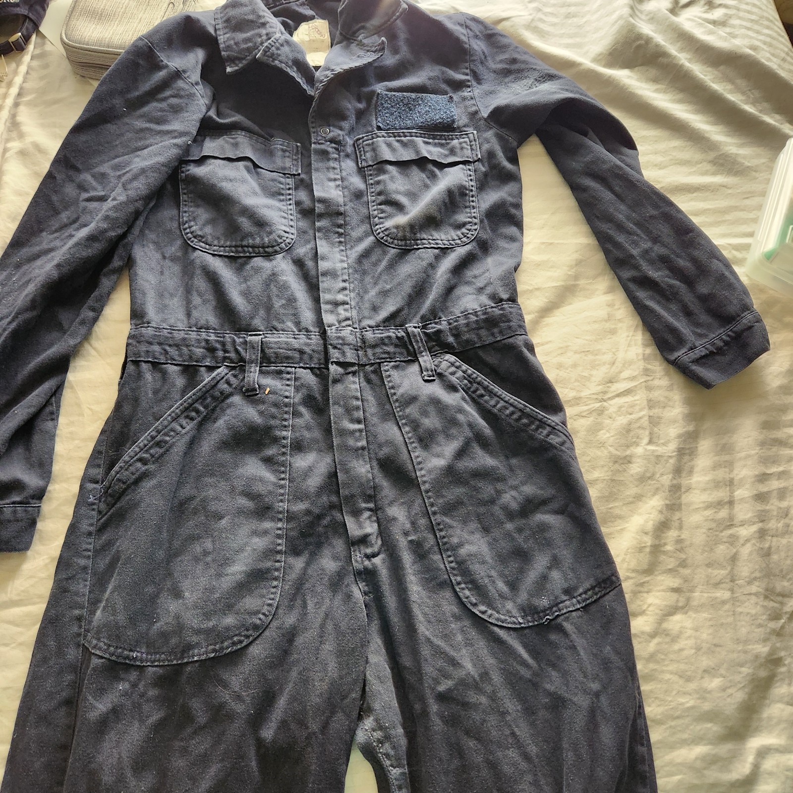 US Navy Coverall 40L Flame-Resistant Utility Dark Blue Hook Loop Tag Left Side