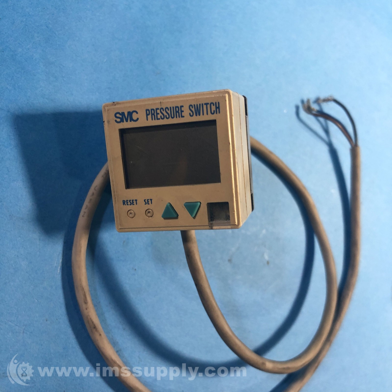 SMC ISE4-T1-65 Digital Pressure Switch USIP