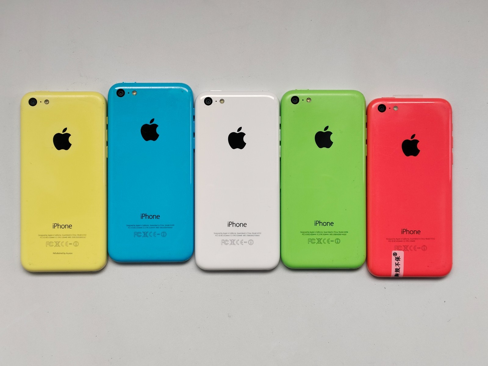 90%N ew Apple iPhone 5c 8-16-32GB Factory UNlocked(any carrier)Working well