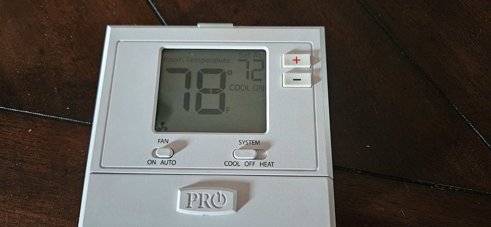 Pro1 T701 Digital Non Programmable AC / Heat Thermostat Blue Screen Tested