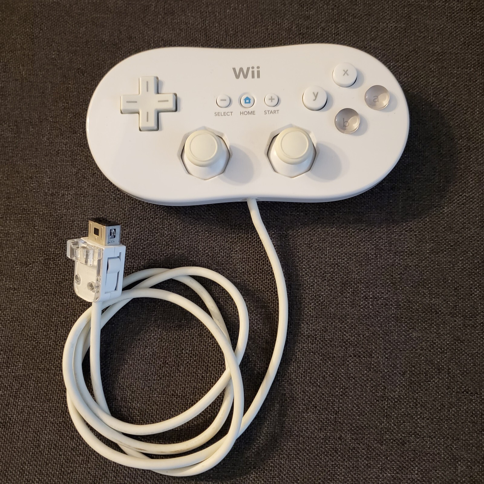 White Classic Controller Nintendo Wii RVL-005 Pro OEM Genuine Official Authenti