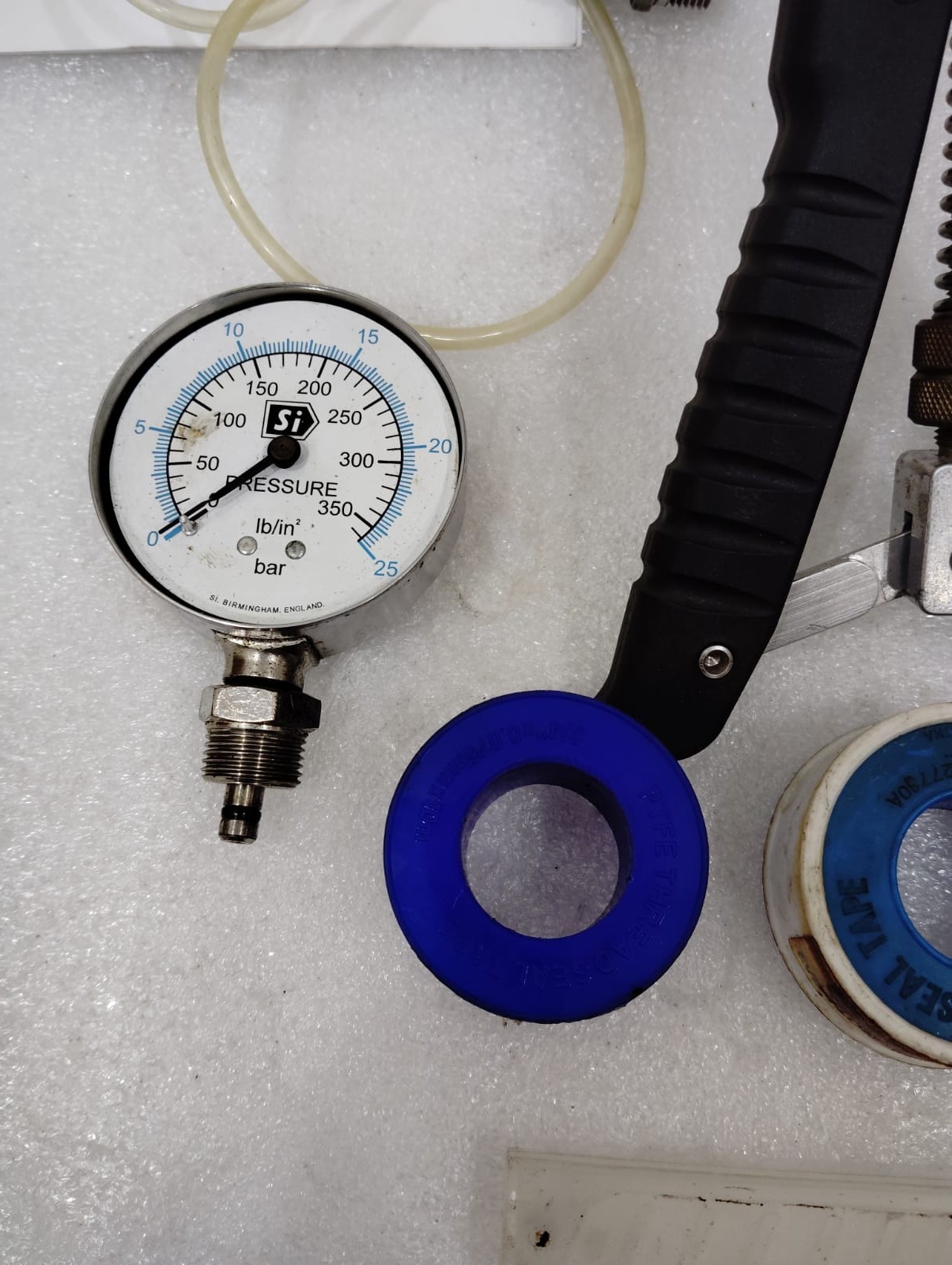 LR-CAL LPP-30 Pressure Calibrator Hand Held Test Pump LPP30
