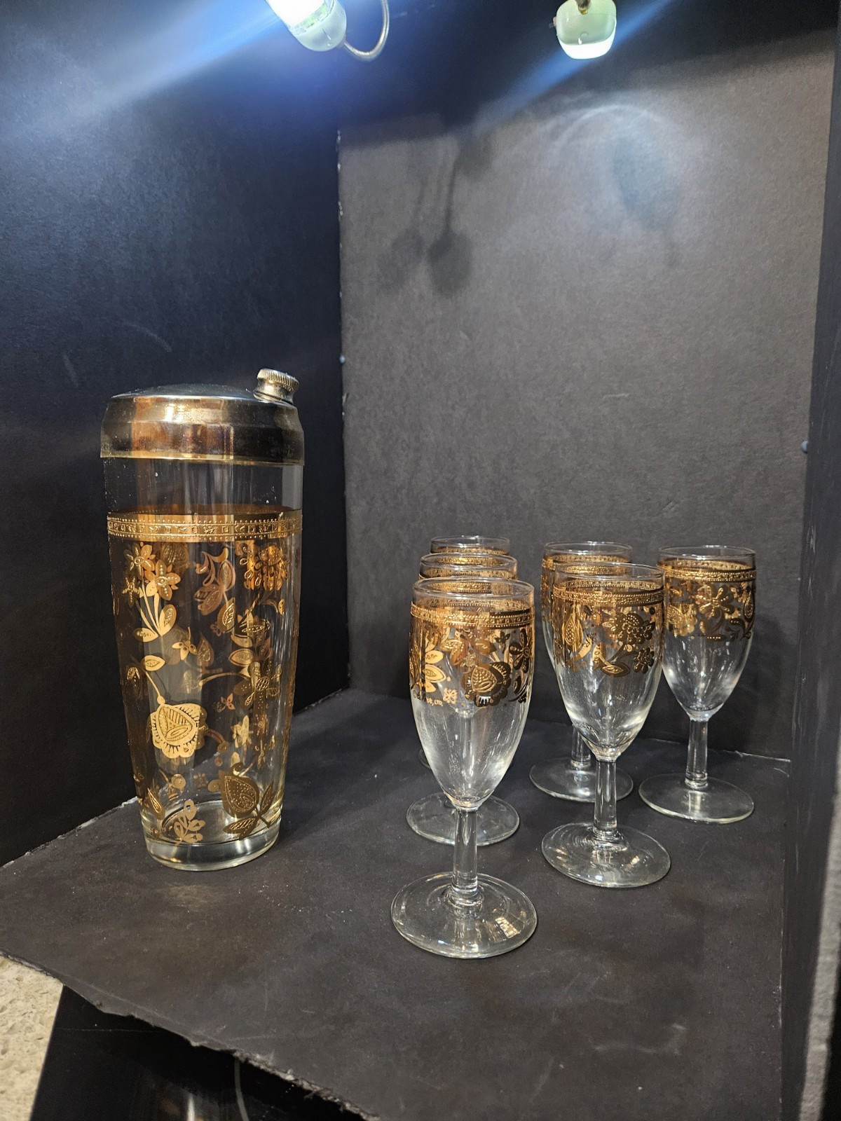 Vintage Culver Chantilly Clear with 22kt Gold Bar Set