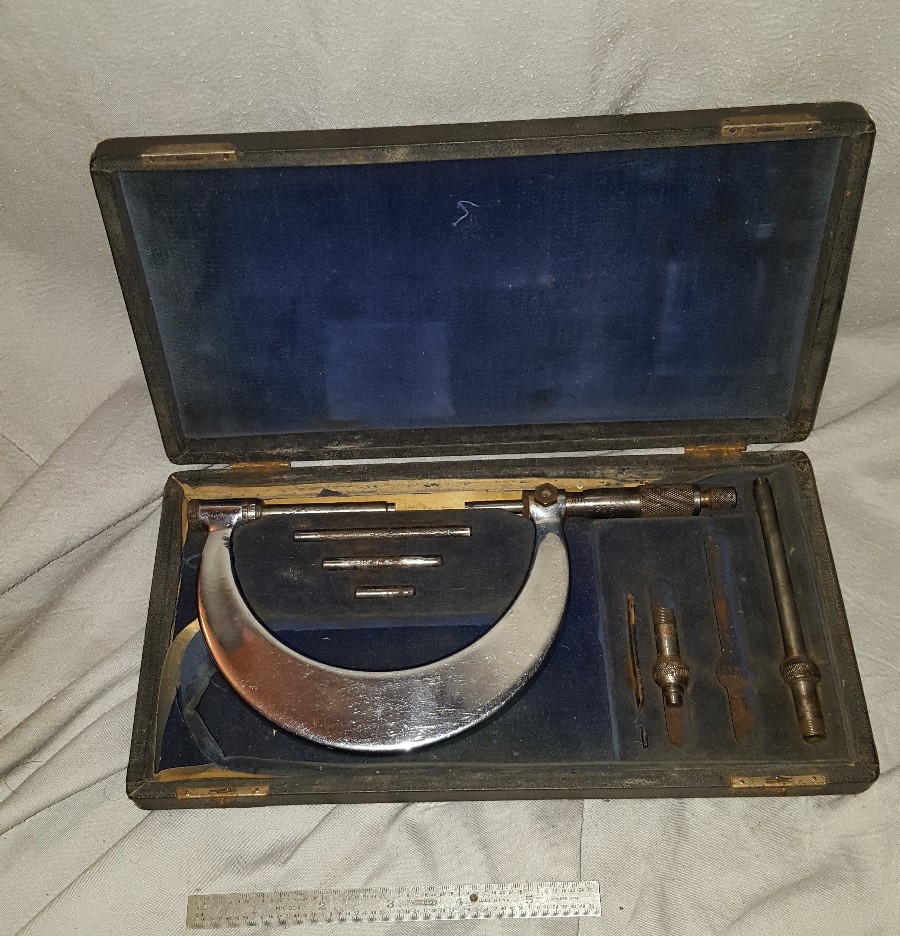 TUBULAR MICROMETER CO. LARGE OUTSIDE MICROMETER