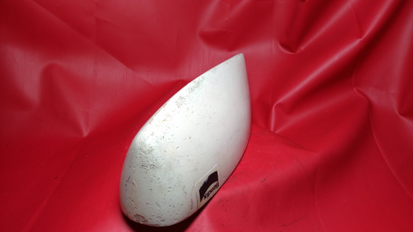 Bendix Antenna Model AT-2073B P/N: 4000983-7002