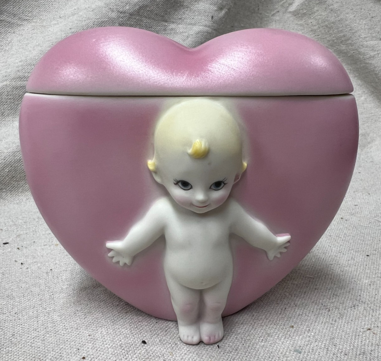 Balos pink heart shaped ceramic collectable sculpture.