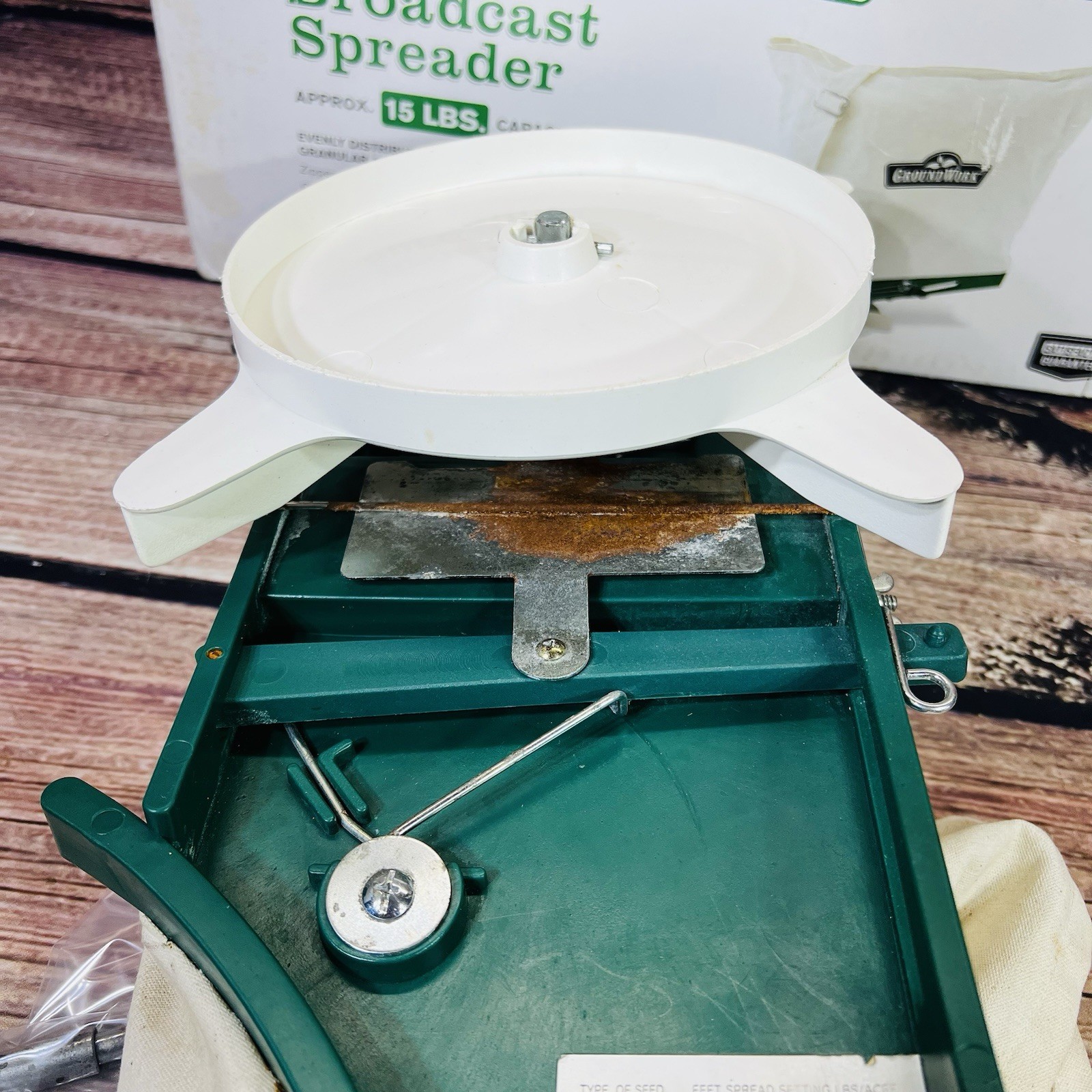 Ground Works hand held seed spreader 15 lb capacity USED VGC