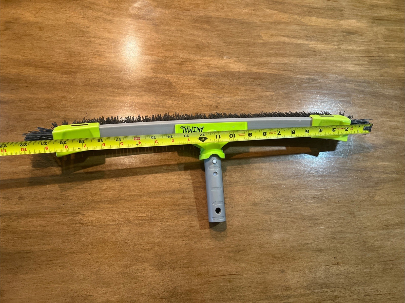 22” Animal Pebble Pool Brush (Grit Bristle)