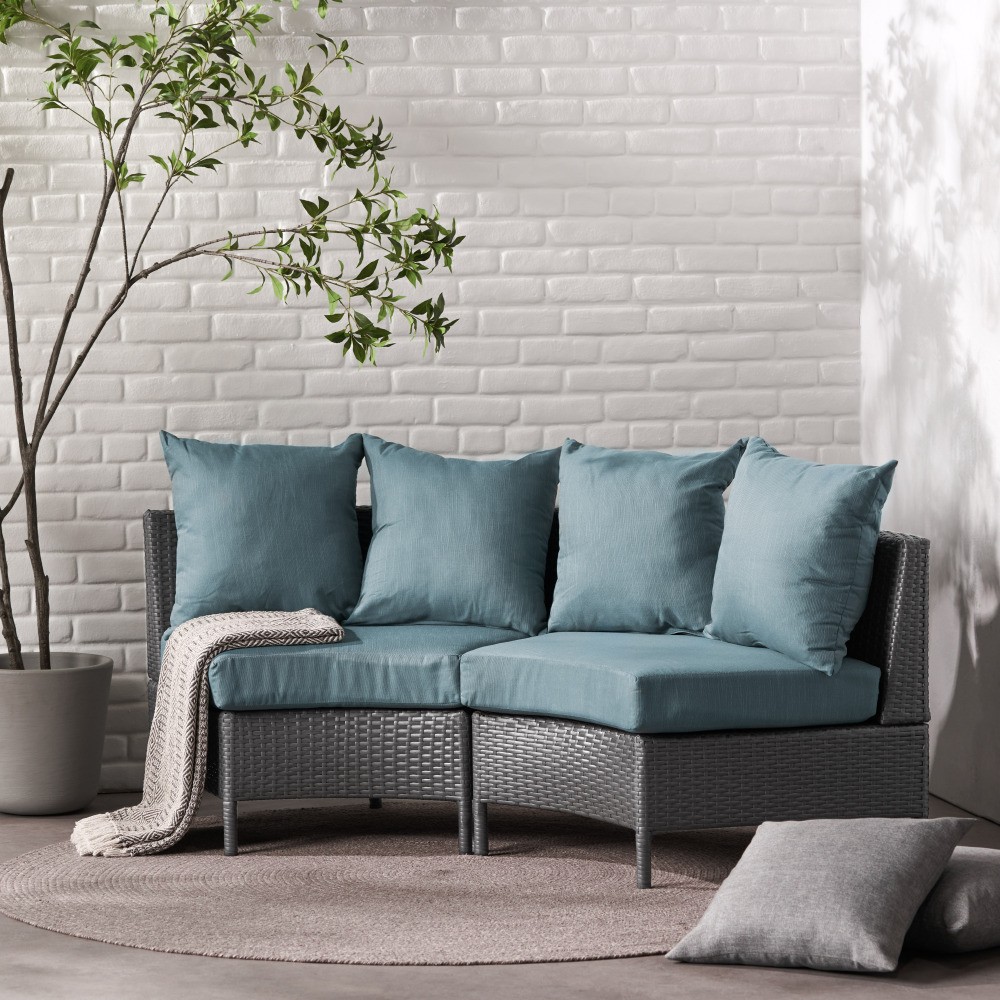 Outdoor Single Sofa Chair, Waterproof Rattan w/ Removable Cushion All Weather