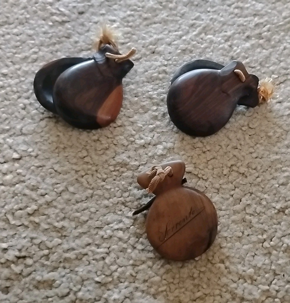 Vintage Castinets Wooden Pair & 1 Sorrento Going Out Of Business Sale