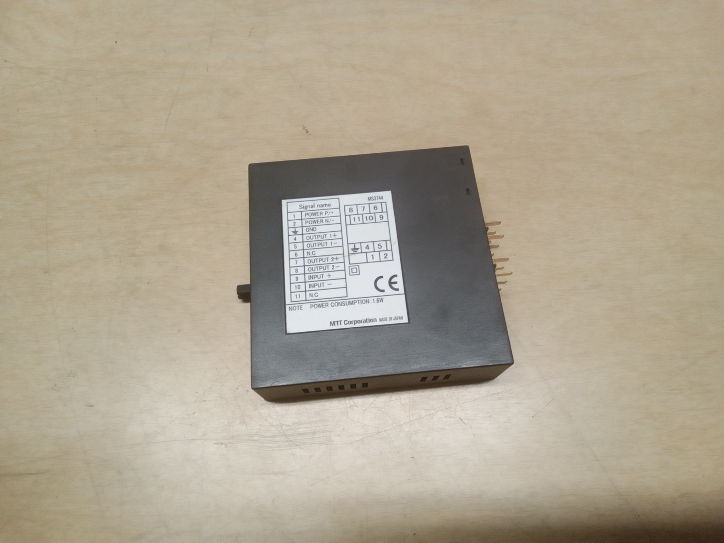 Mtt MS3744-D-44/C Isolator AREX-37