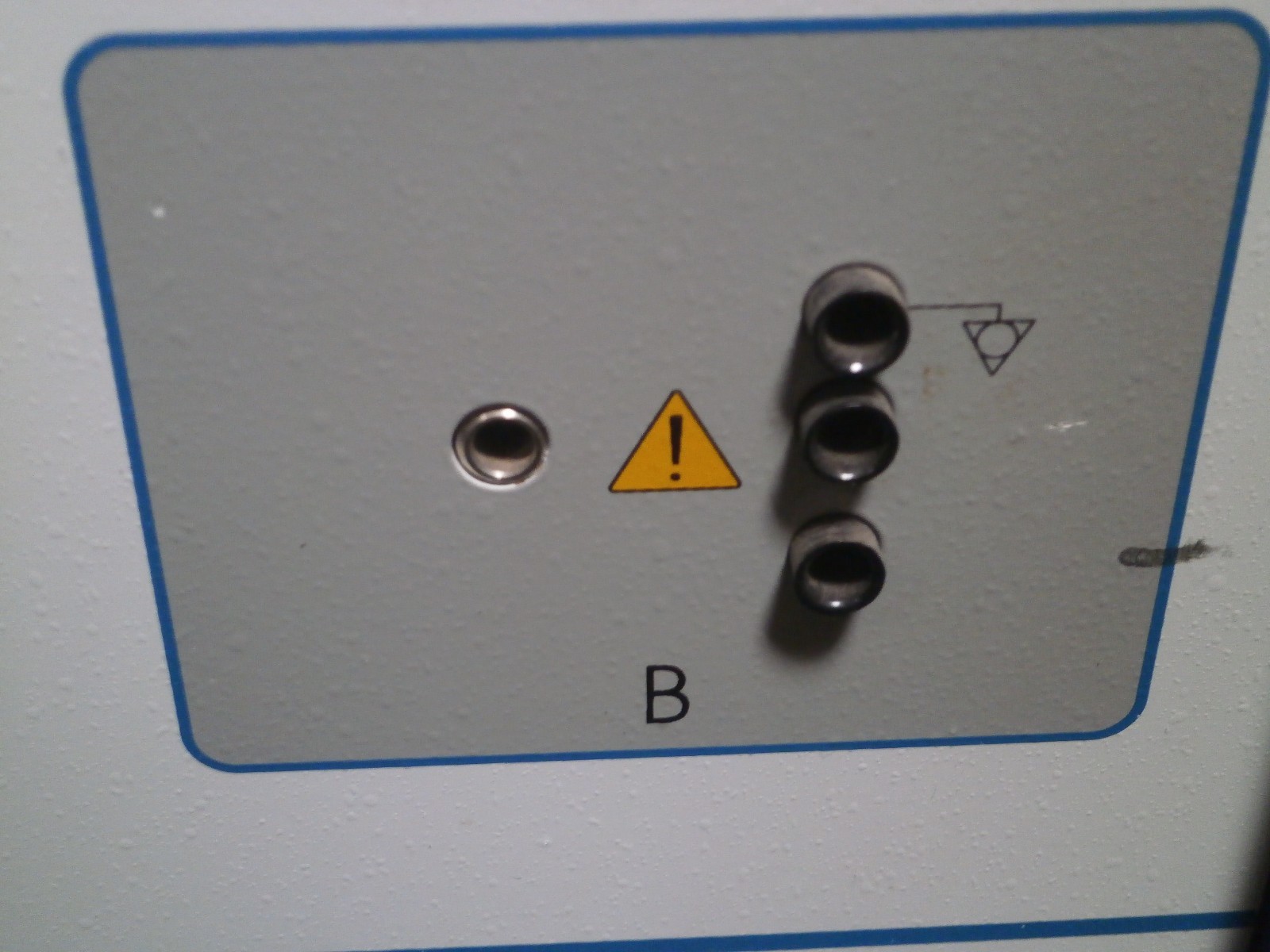 TEKELEC CHAMELEON II, ANALYZER MODULE OUTPUT 703-24