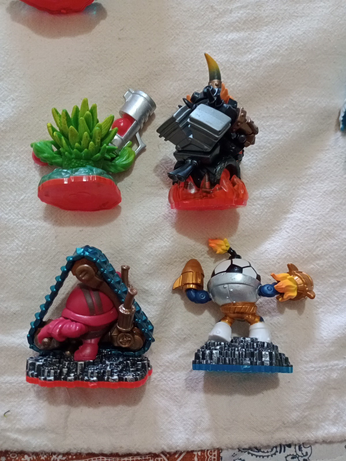 Assorted Skylanders Lot Of 11 Not Tested