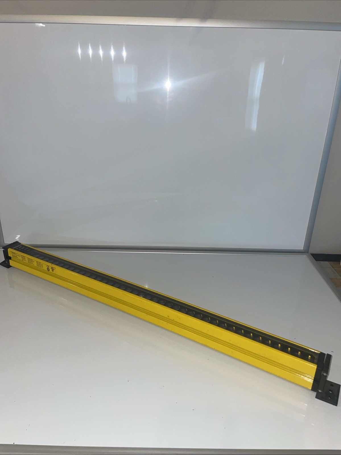 CONTRINEX YBB-30R4-0700-G012 / YBB30R40700G012 (BRAND NEW)