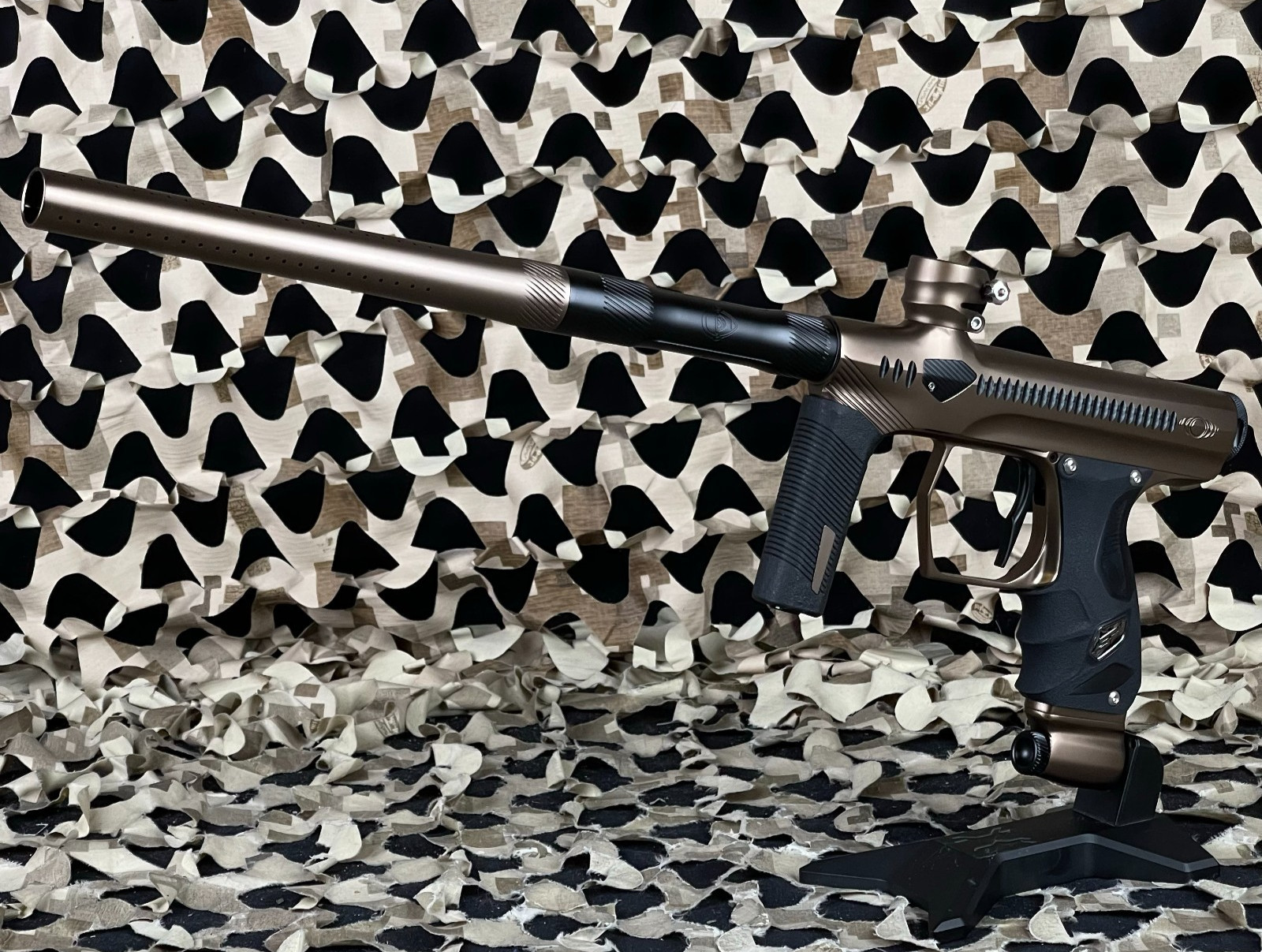NEW Method DLX Shocker Era Paintball Gun - Copper/Black
