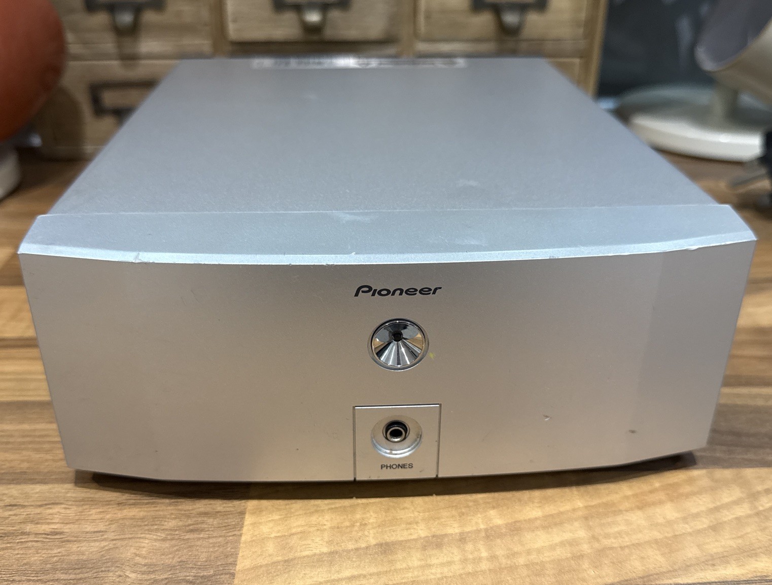 PIONEER M-L11 Silver Portable 102-Watt 50/60Hz Stereo Power Amplifier For XC-L11