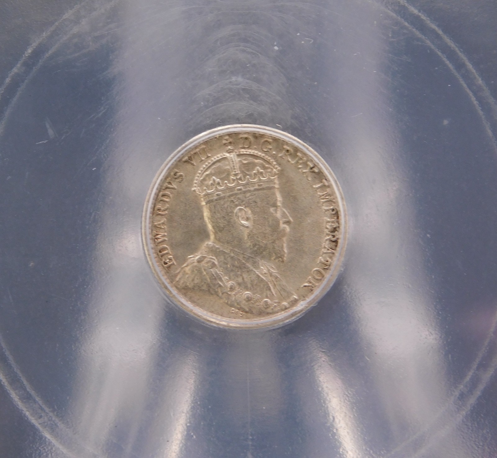 1908 SMALL 8 CANADA FIVE CENT ICG AU58 (BT1233)
