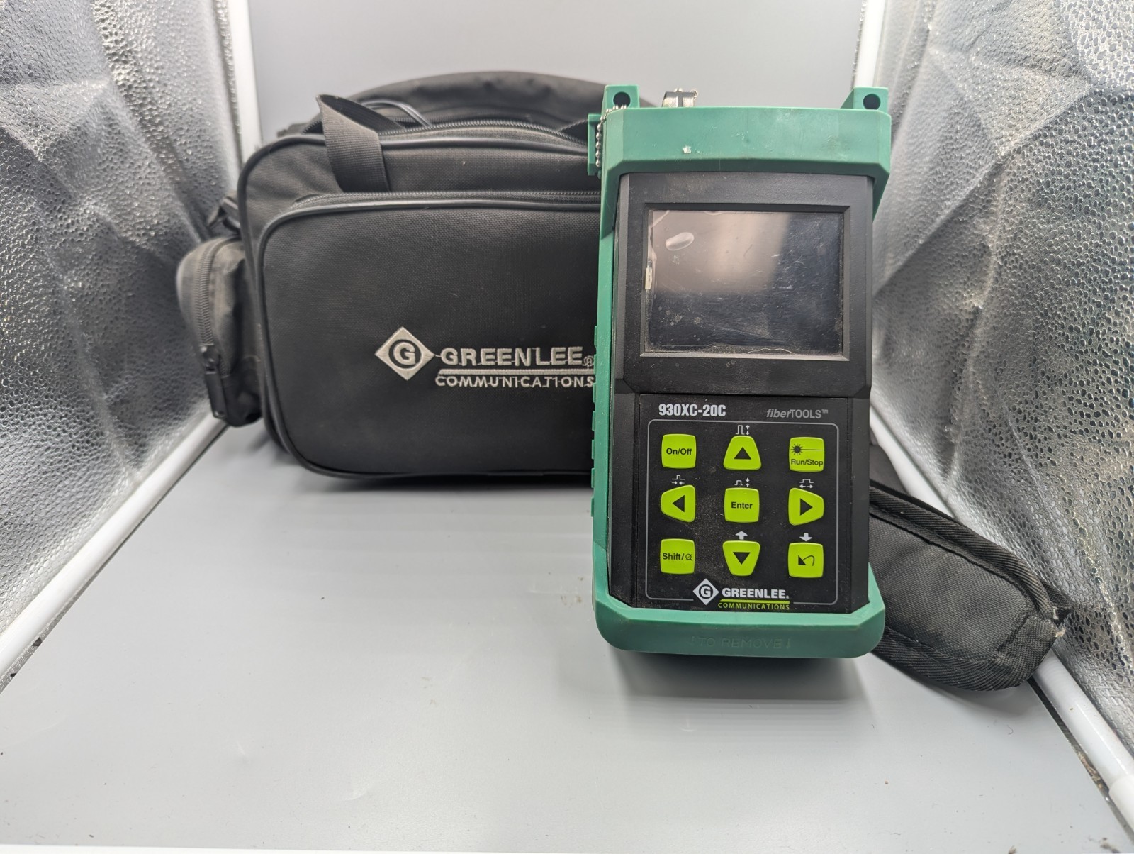 Greenlee 930XC-20C fiberTools Handheld Fiber Optic Tester  w/ Bag and Cables