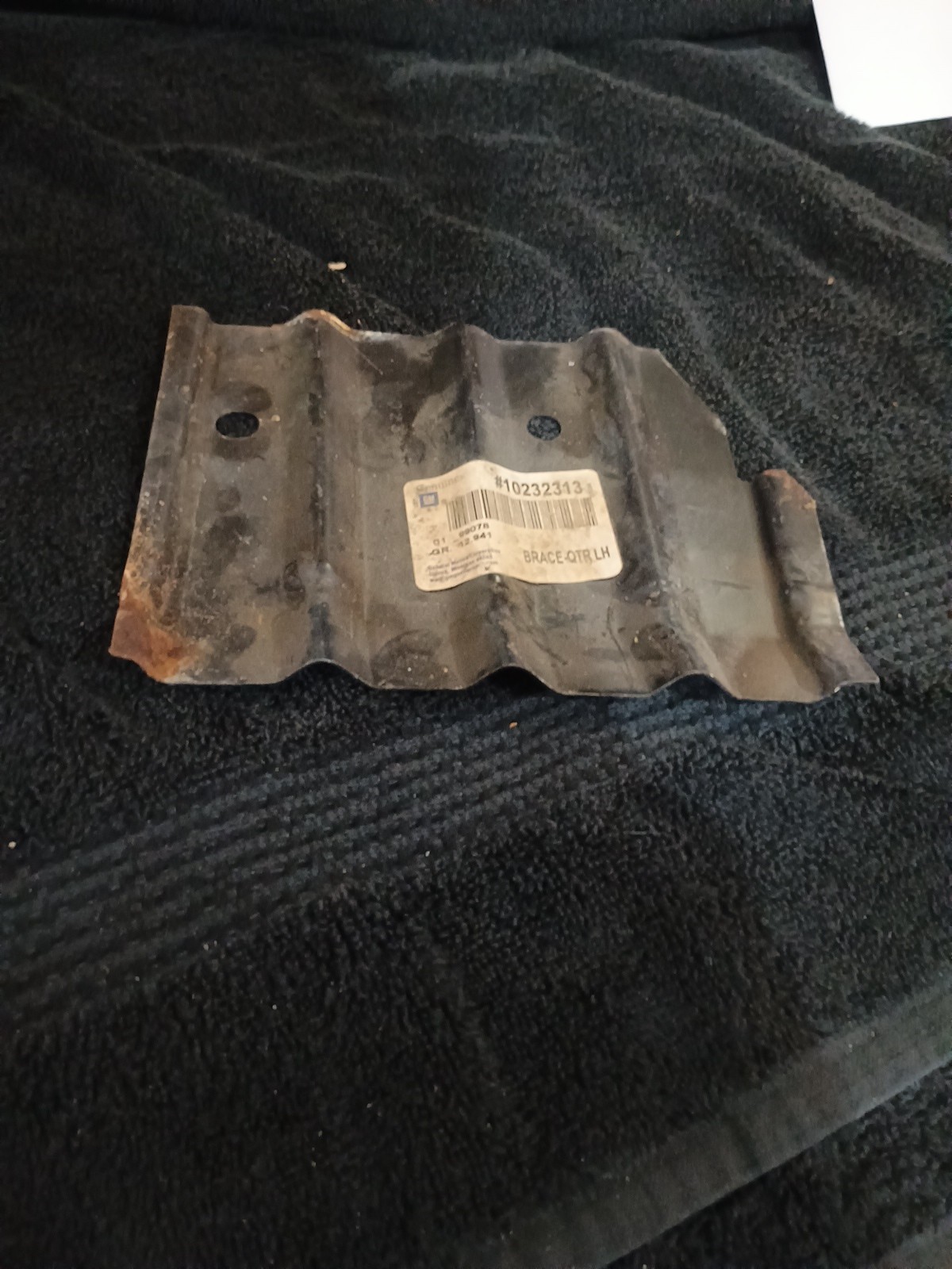 New NOS OEM GM Quarter Panel Brace Inner Wheelhouse 10232313 1995-2001 Chevy