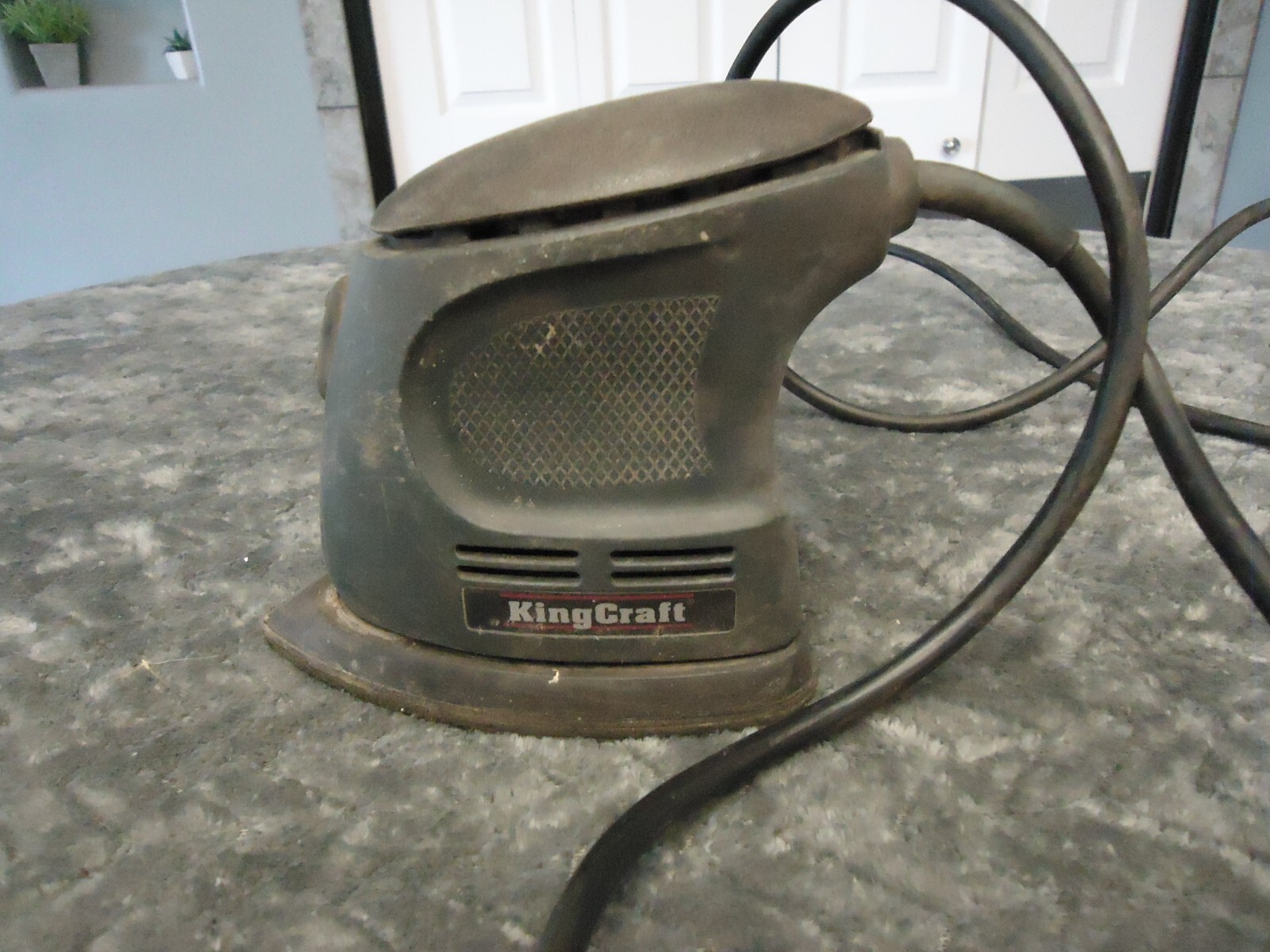 KING CRAFT ELECTRIC 5 " INCH PALM CORNER SANDER +